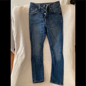 Women Levi’s 501 Skinny Jeans